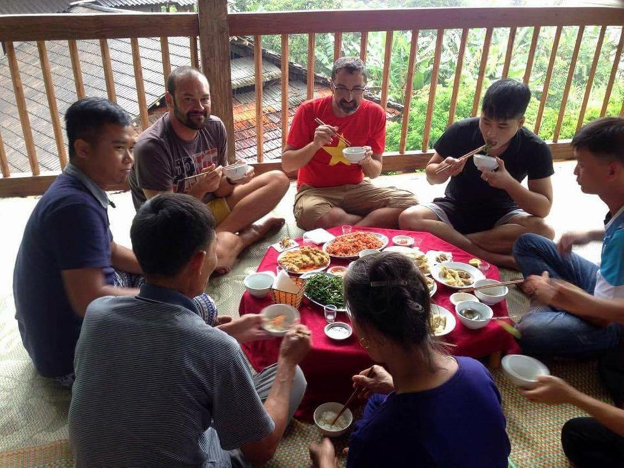 Duy Tuyen Ba Be Homestay Free Bbq Bac Kan Dış mekan fotoğraf